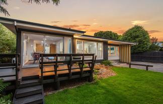 55A Aorangi Road, Bryndwr