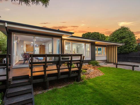 55A Aorangi Road, Bryndwr