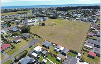 8 Hart Street, Foxton Beach