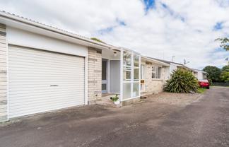 28B Wood Street, TAKARO