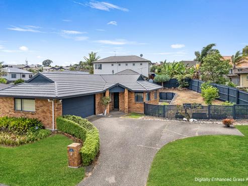 11 Saralee Drive, Manurewa