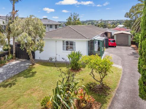 1/10 Frank Evans Place, Henderson