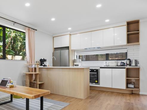 7/3 Royal View Road, Te Atatu South