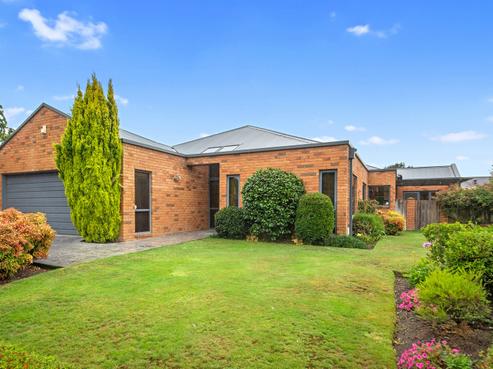 16 Aylsham Lane, Casebrook