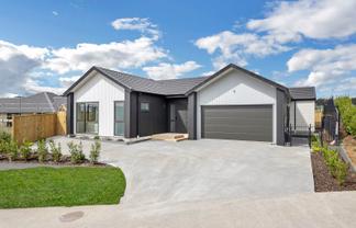 28 Rongoa Maori Way, Pukekohe