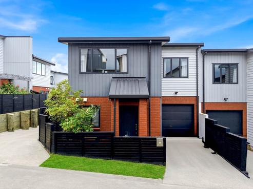 32 Bight Road, Long Bay