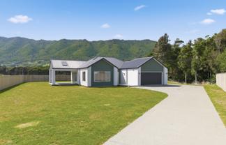 7 Pihoihoi Close, Waikanae