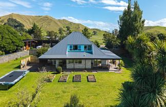 55 Lloyd George Road, Wainui