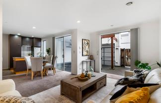16/3 Wagener Place, Mount Albert