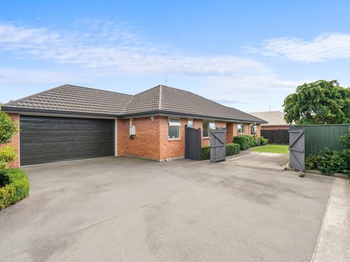 54 Englefield Road, Northwood