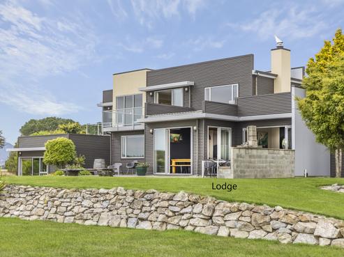 305 Redwood Road, Appleby