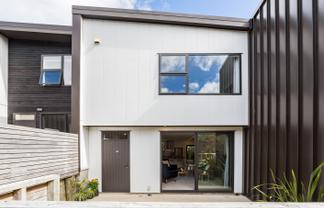 31 Rua Kai Way, Brooklyn