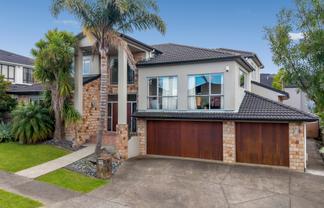 19 Gibbston Crescent, Flat Bush