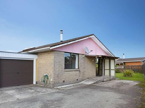 84B Henley Street, Westport