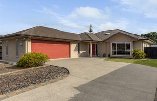 2 Fuller Close, LEVIN