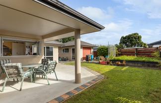 2 Fuller Close, LEVIN
