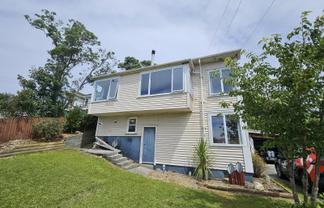 8 Masters Street, Greymouth