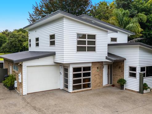 26A Beach Road, Pahurehure