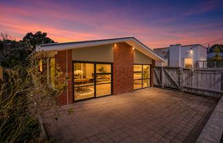 8 Te Motu Road, Pukerua Bay
