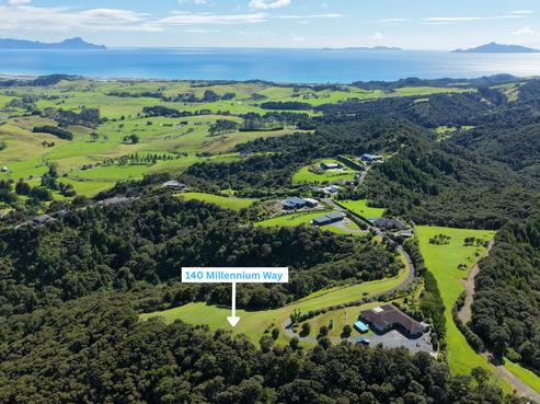 140 Millennium Way, Waipu