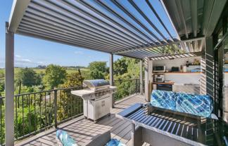 10 Lochinvar Place, Hairini
