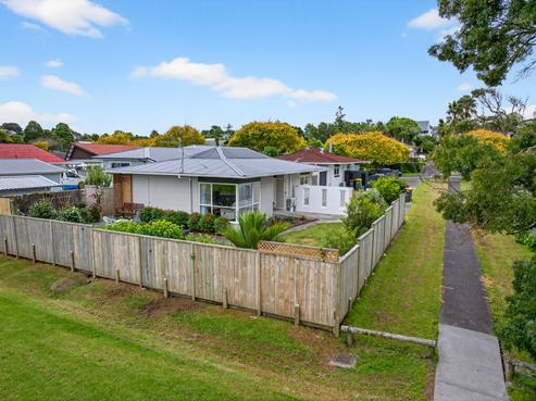 29A Thorburn Avenue, Red Beach