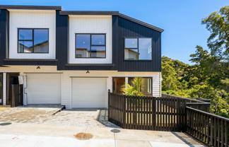 11&13 Tabitha Cres, Henderson