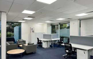3-person office in Regus 410 Victoria Street