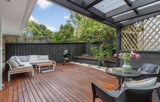 2/11 Lenihan Street, Northcote