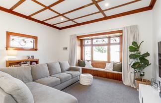 99 Nelson Crescent, Napier South