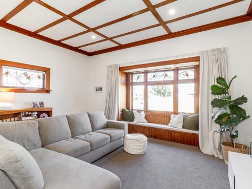 99 Nelson Crescent, Napier South