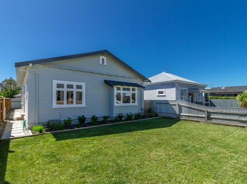 99 Nelson Crescent, Napier South