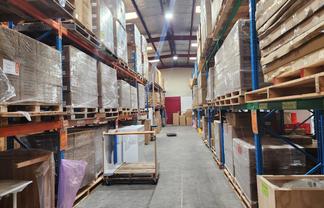 High stud warehouse for lease