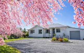 754 Ongaonga Road, Ongaonga