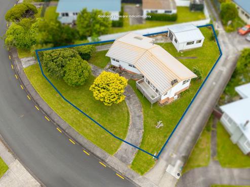 66 Divich Avenue, Te Atatu South