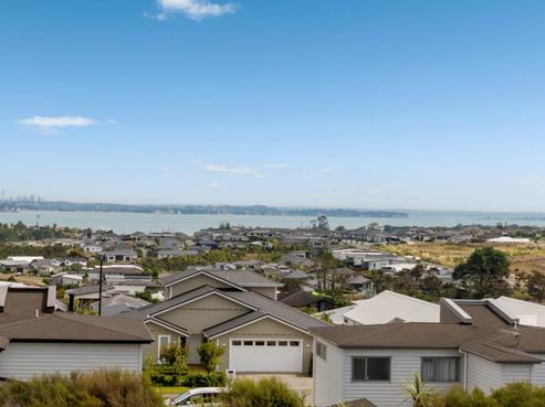 22 Motukaraka Drive, Beachlands