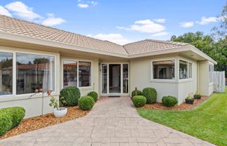 4 Moverley Place, Pukete