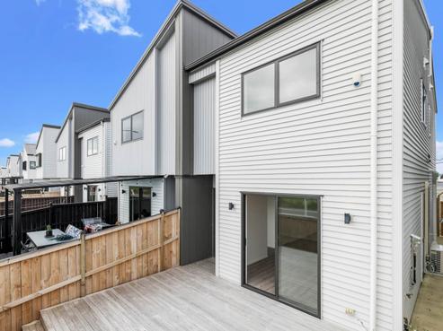 137 Grove Road, Papakura