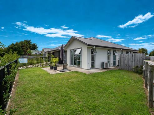 2/11 Miro Street, Maeroa