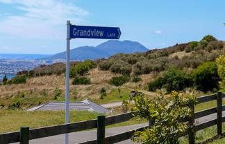 6 Grandview Lane, Acacia Bay