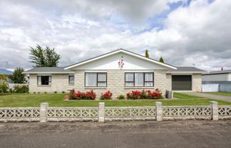 44 Allardice Street, Dannevirke