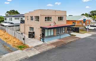 Vacant Mixed-Use investment with immediate upside