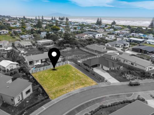 43 Seagrass Place, Otaki Beach