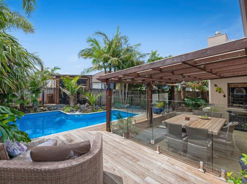 115 Alec Craig Way, Gulf Harbour