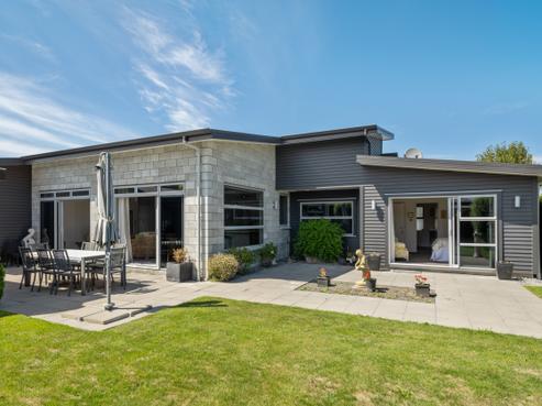 23 Covent Gardens, Springlands