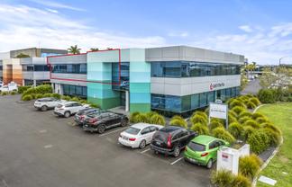 Commanding North Shore office (297.89sqm)