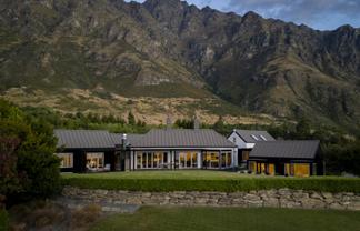 11 Carlin Creek Drive, Drift Bay
