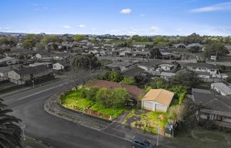 2 Tacon Place, Mangere