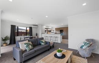 6 Central Park, Paraparaumu Beach