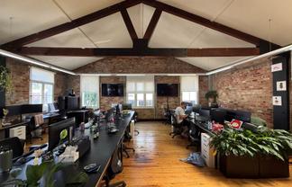 NEAT NEWMARKET SPACE WITH RICH HISTORY
